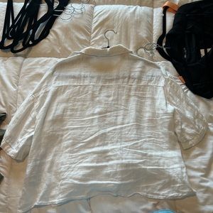White linen top from Zara. Perfect for summer! Size M